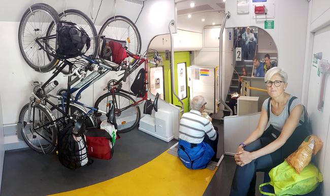 ../previews/002-20190927_085651_bici_in_treno.jpeg.medium.jpeg